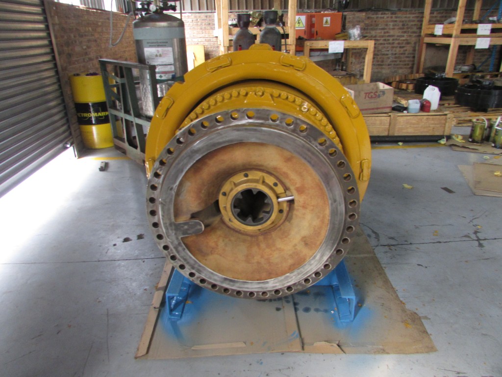 CAT 777D Wheel Station